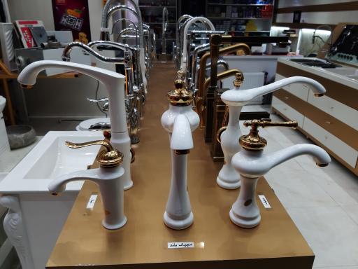 عکس کلینیک ساختمانی شاه سنائی