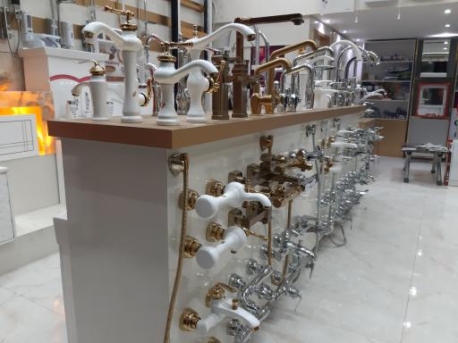 عکس کلینیک ساختمانی شاه سنائی