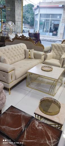 عکس مبلمان طلایی رهام