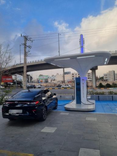 عکس ایستگاه شارژ معالی آباد (شیراز)