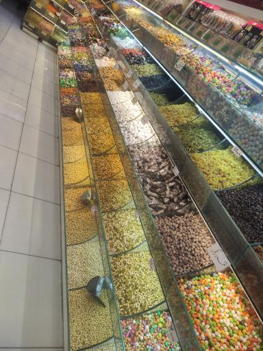 عکس آجیل و زعفران حامد کریم پور