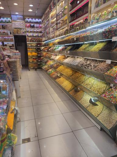 عکس آجیل و زعفران حامد کریم پور