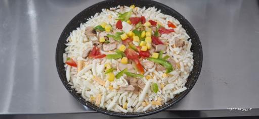 عکس پیتزا ساندویچ سیما سیم