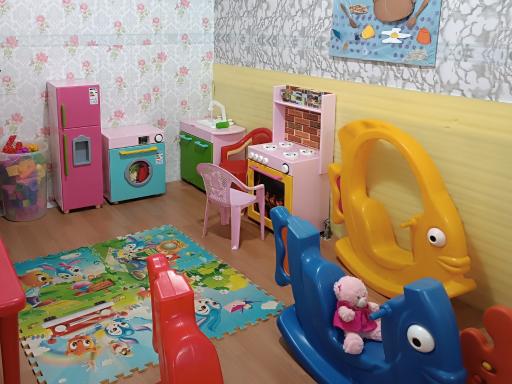 عکس پیش دبستانی شکوفه های منتظر