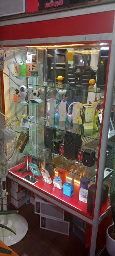 عکس تعمیرات موبایل آراد