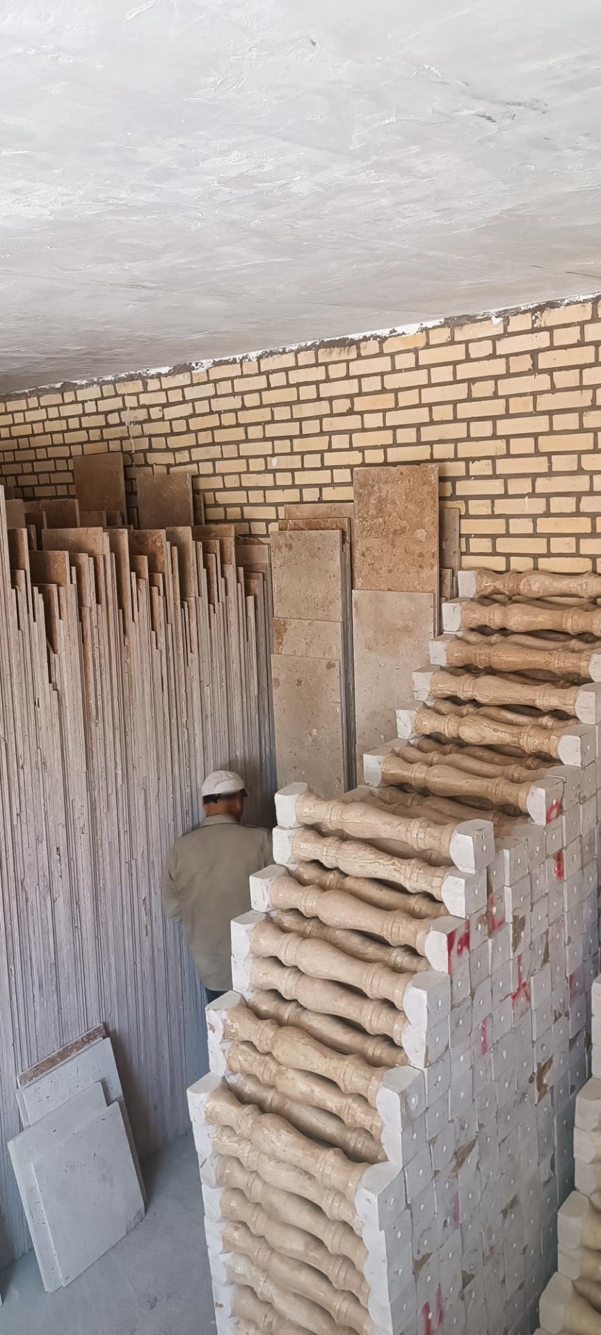 عکس سنگ چهل‌ ستون 2