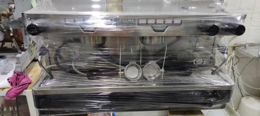 عکس تعمیرات قهوه ساز زحمتکش 