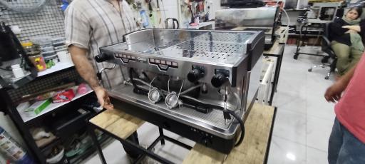 عکس تعمیرات قهوه ساز زحمتکش 