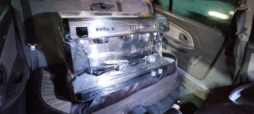 عکس تعمیرات قهوه ساز زحمتکش 