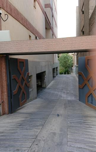 عکس برج مسکونی تاج