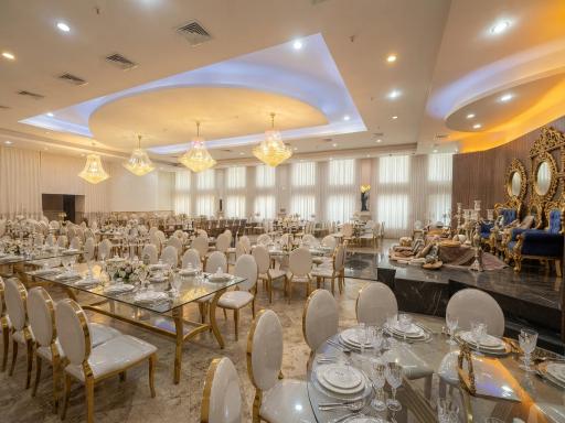 عکس تالار پذیرایی عمارت یاس