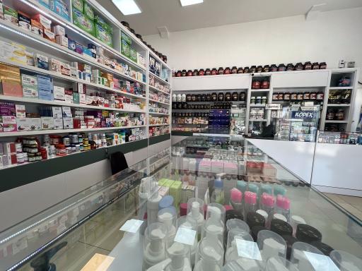 عکس داروخانه دکتر خسروی (فیت فارم)