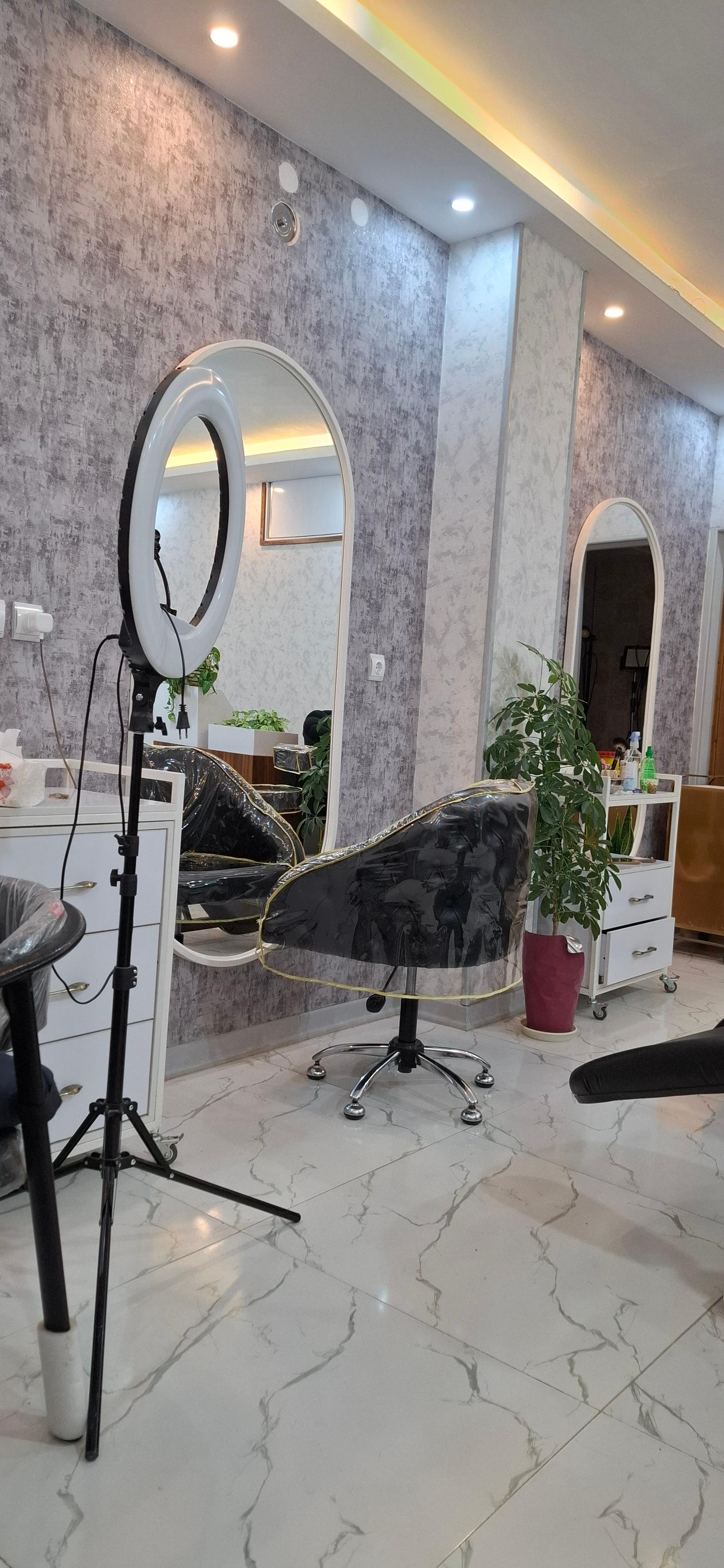 عکس سالن زیبایی فهیمه صالحی