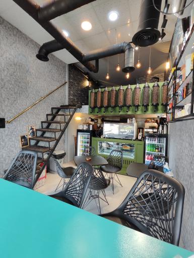 عکس کافه میرزا