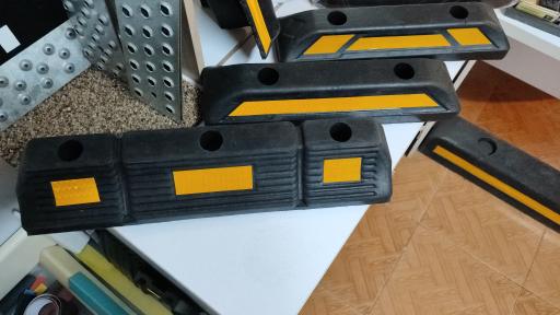 عکس تجهیزات پارکینگ روشن ایده