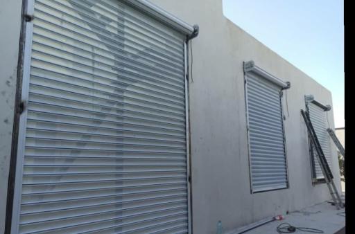 عکس کرکره برقی نوین درب