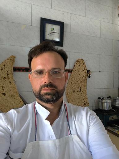 عکس نانوایی سنگک صاحب زمان 