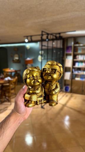 عکس کافه کتاب محاکا