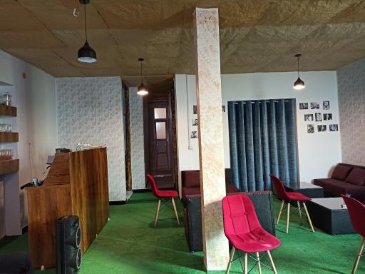 عکس کافه پولونیا