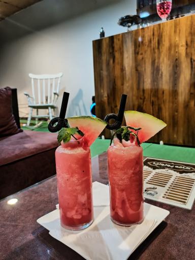 عکس کافه پولونیا