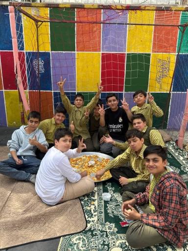 عکس دبستان پسرانه بهار اندیشه