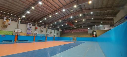 عکس باشگاه ورزشی معلم