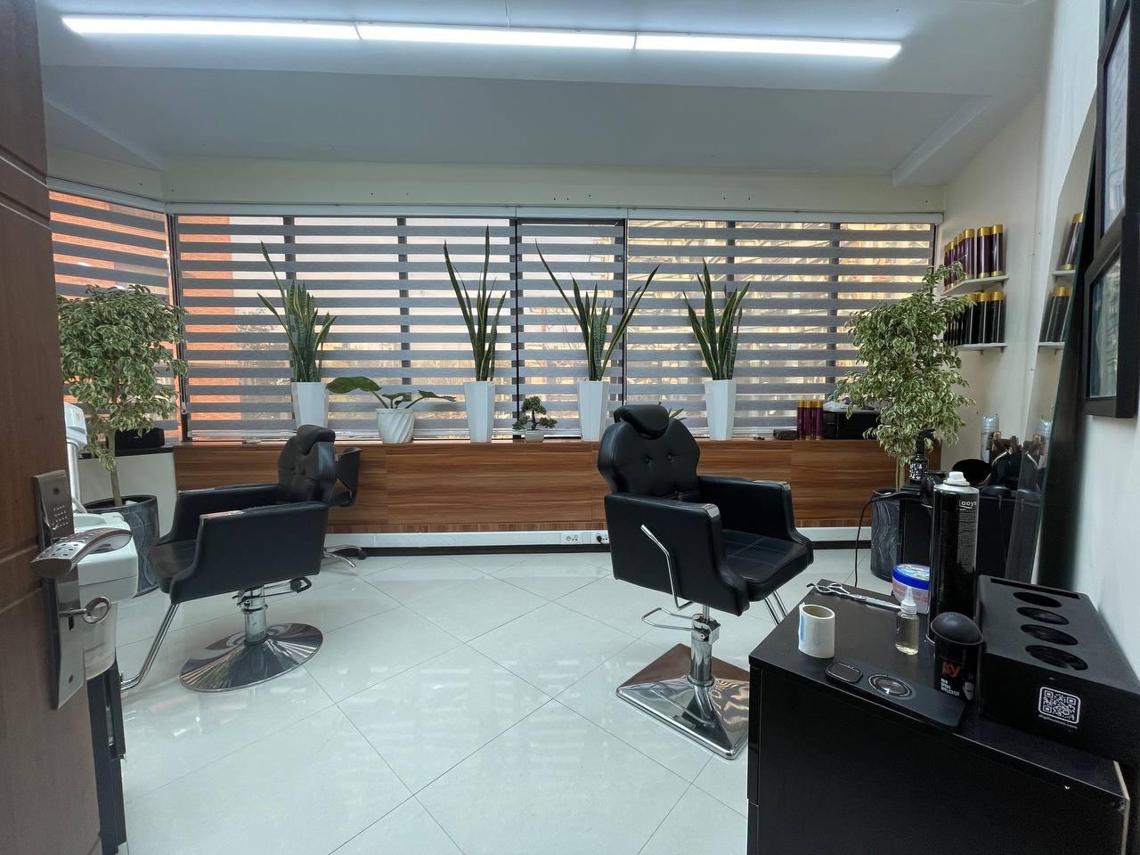 عکس سالن آرایشگاه مردانه هادی نظری