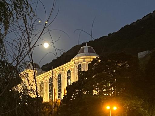 عکس هتل حیران
