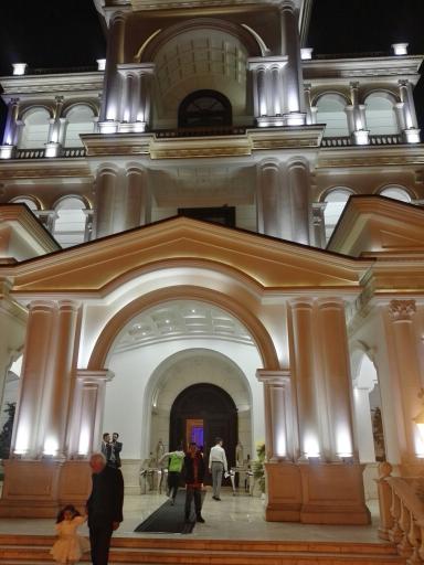 عکس مجموعه پذیرایی عمارت قصر زرین