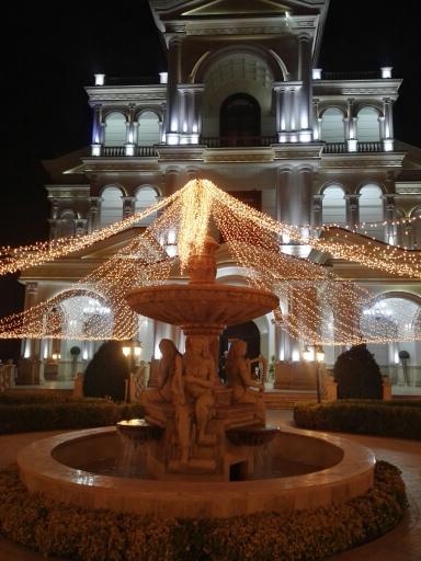 عکس مجموعه پذیرایی عمارت قصر زرین