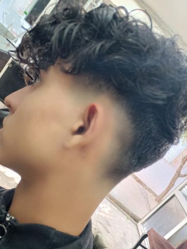 عکس آرایشگاه قیچی طلا