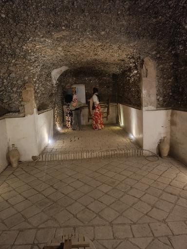 عکس عمارت تاریخی قطب