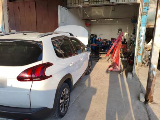 عکس تعمیرگاه رامین فرهادی