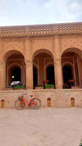 عکس عمارت تاریخی قطب