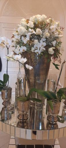 عکس مجموعه پذیرایی عمارت قصر زرین