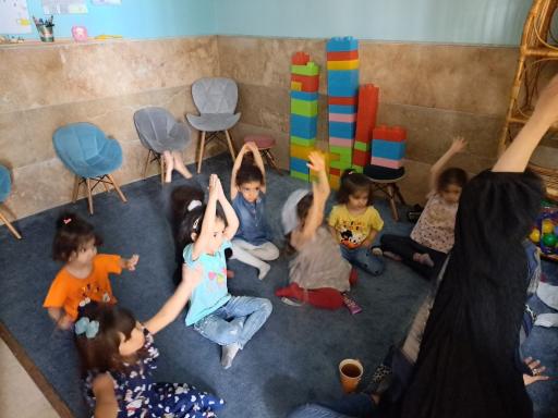 عکس کافه مشاوره آفتابگردون