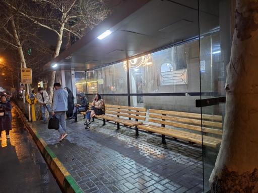 عکس ایستگاه اتوبوس درمانگاه شهید شوریده