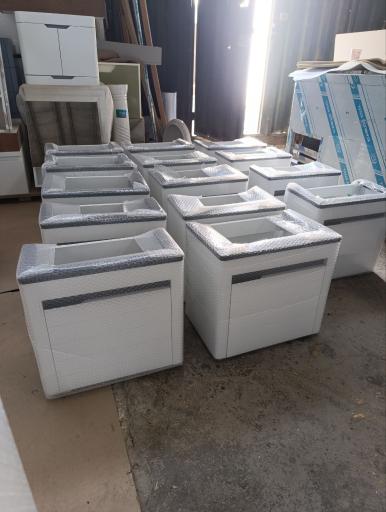 عکس تولیدی جعفری آریاکابین