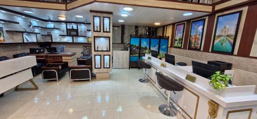 عکس آژانس مسافرتی ماکان سیر