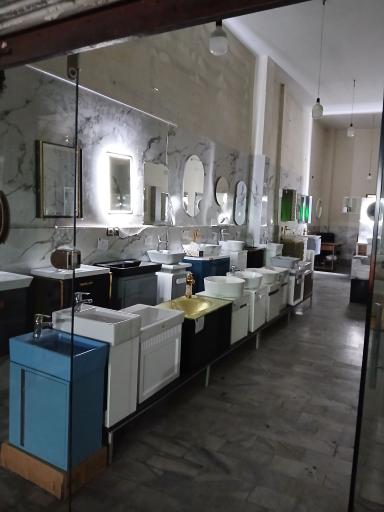 عکس تولیدی جعفری آریاکابین