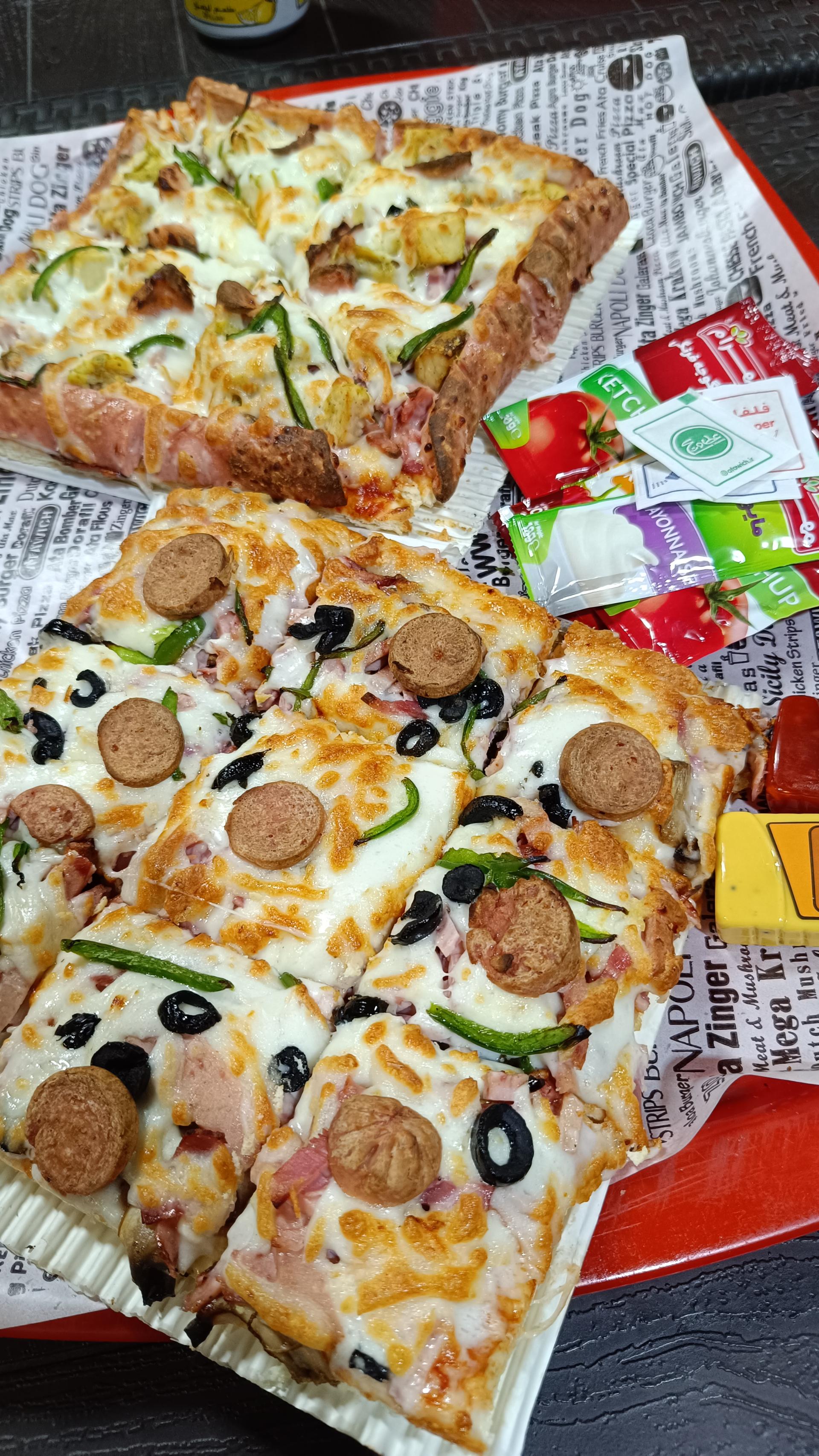 عکس عطاویچ شعبه پونک جنوبی