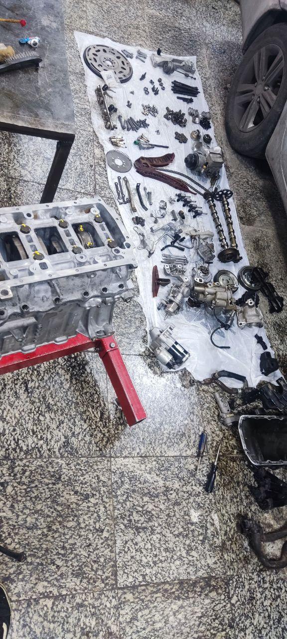 عکس تعمیرگاه تخصصی 2008