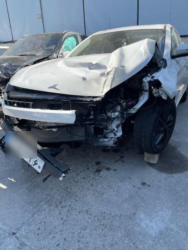 عکس خدمات بدنه اتومبیل وحید