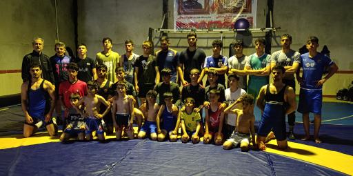 عکس سالن کشتی قهرمان سید محبت حسینی 