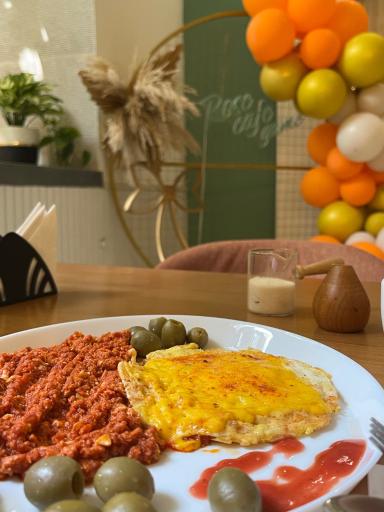 کافه بازی رز