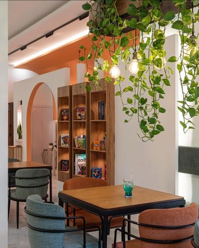 عکس کافه بازی رز