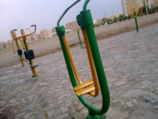 عکس وسایل ورزشی بوستان نخبگان