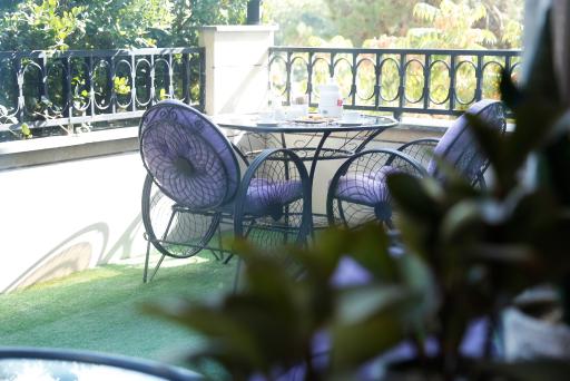 عکس هتل پیشان