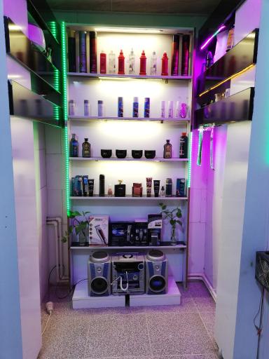 عکس پیرایش شاهین 