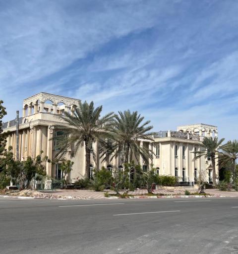 عکس بیمارستان ایرانیان کیش